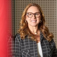 Foto de perfil de EMILIANA ALBANAZ